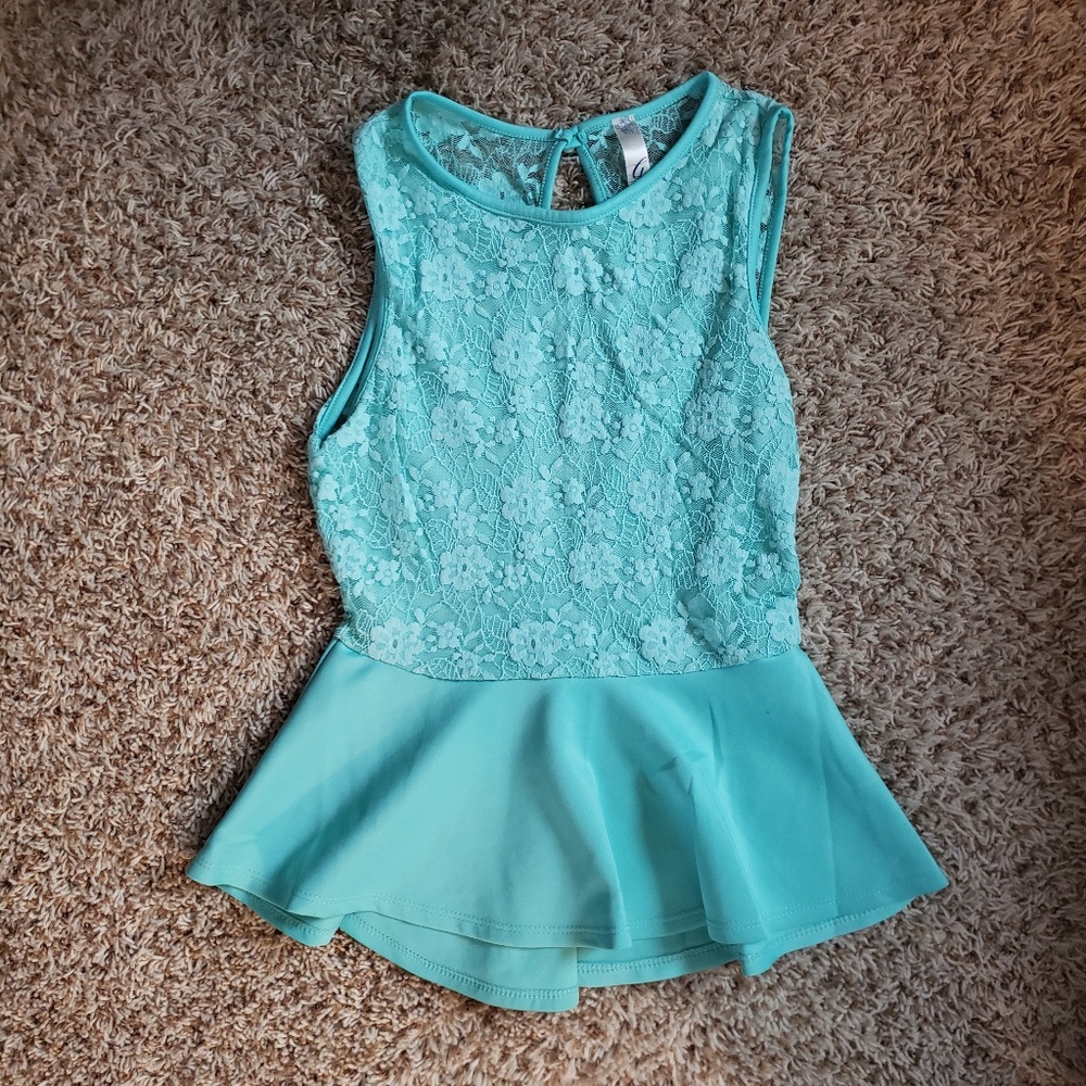 NWOT Light blue peplum lace top size medium